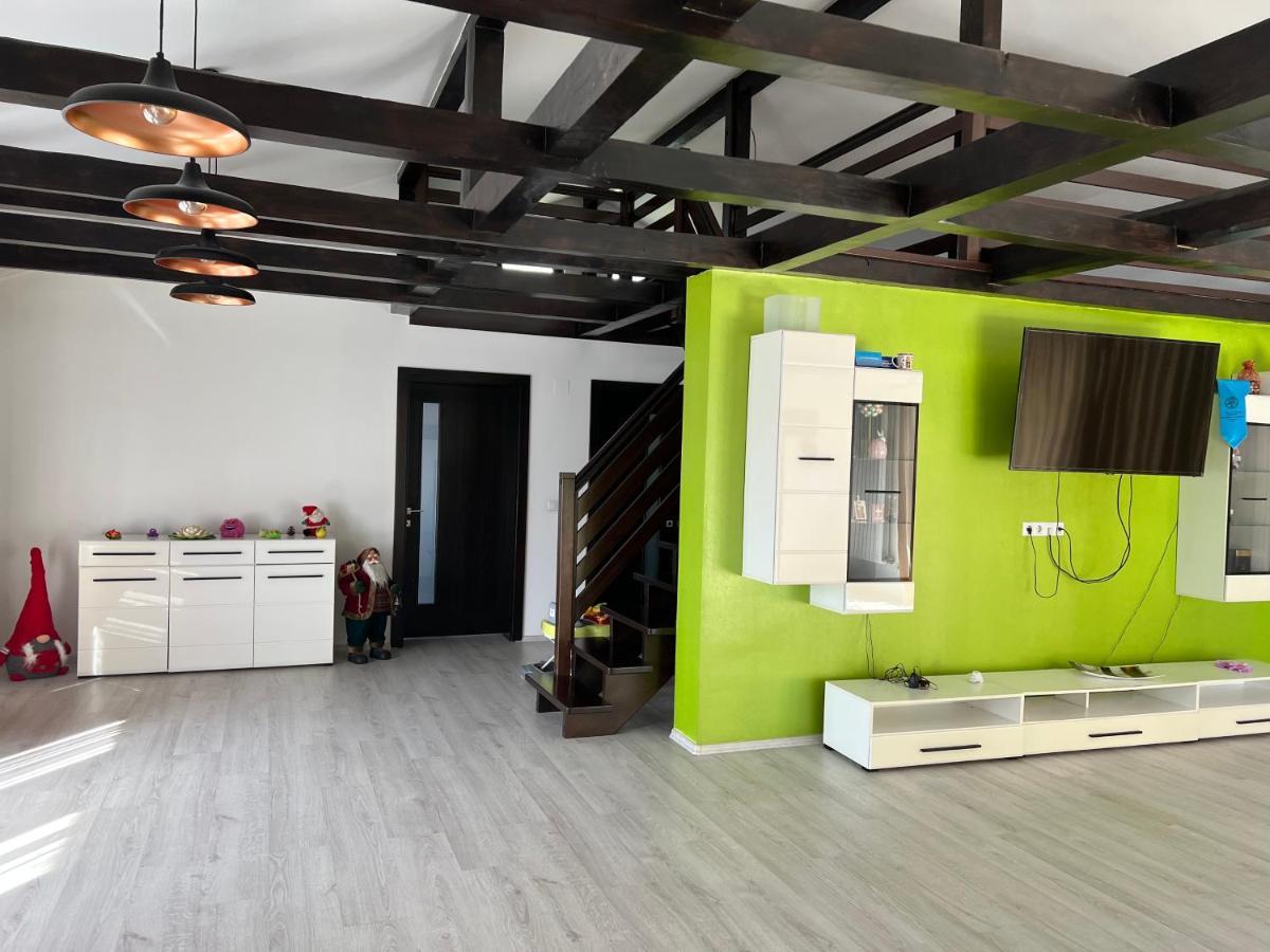 Hotel Casa Rafael Sighetu Marmaţiei Esterno foto